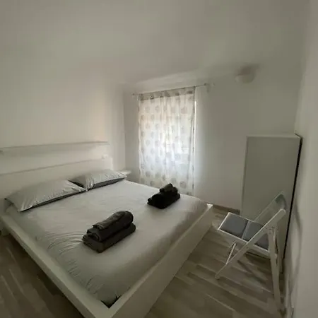 Apartment Penna's House - Citra Lt 4240 Genoa